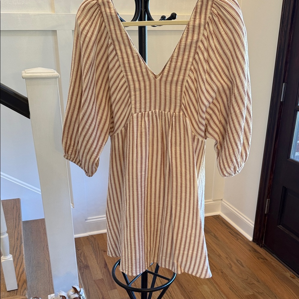 Everly Cream and Brown Striped Garment